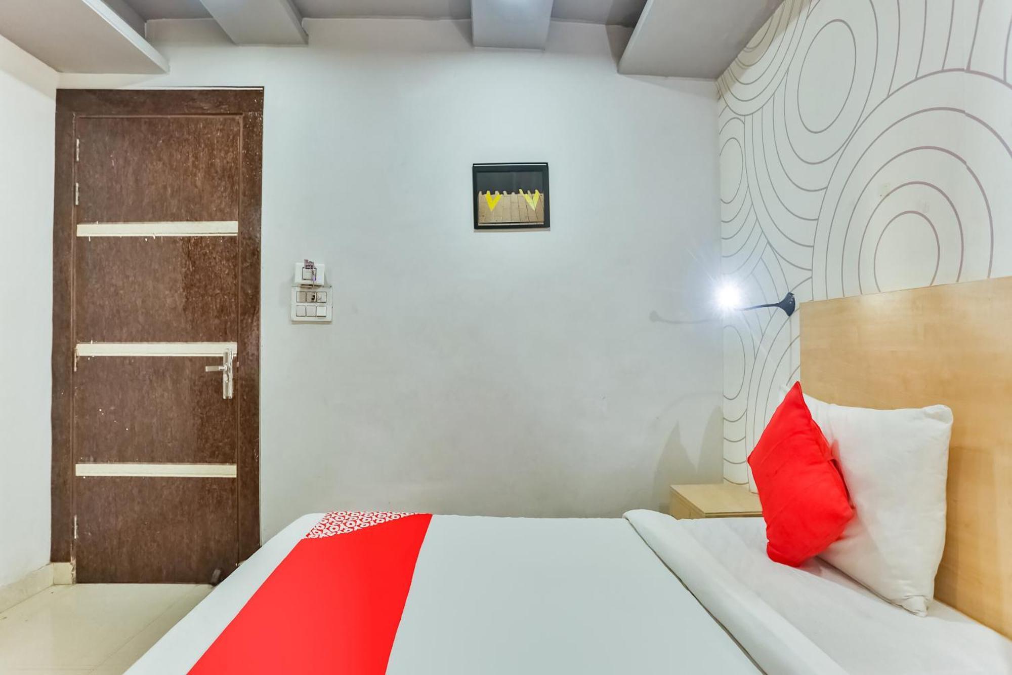 Hotel O Happy Inn Дели Экстерьер фото