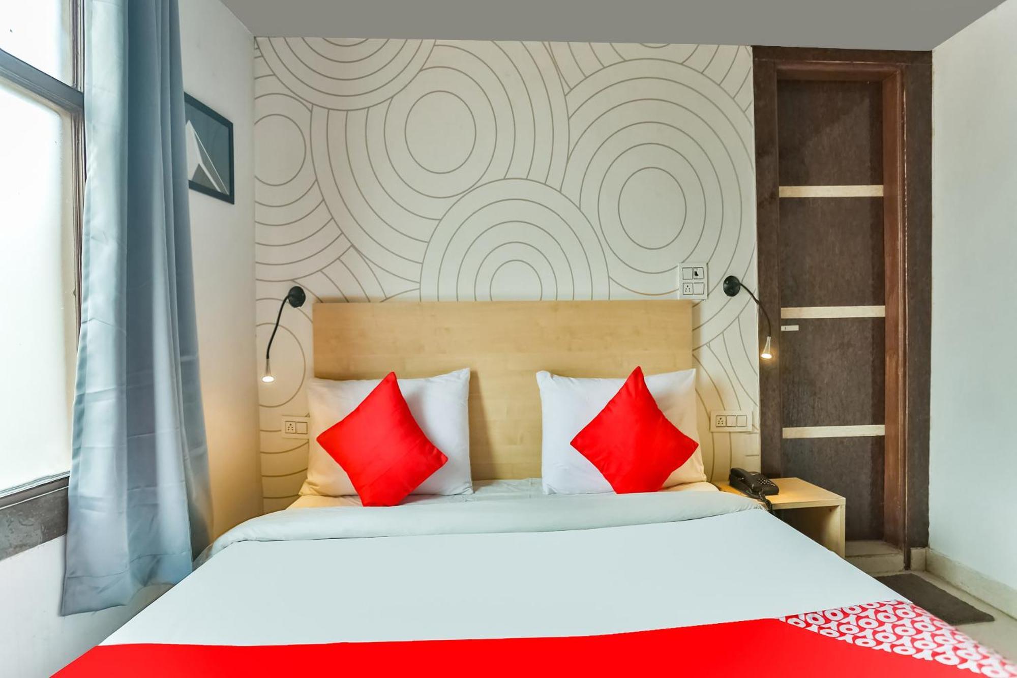 Hotel O Happy Inn Дели Экстерьер фото